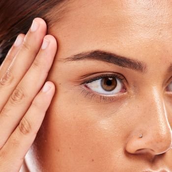 Lifting de Sobrancelhas